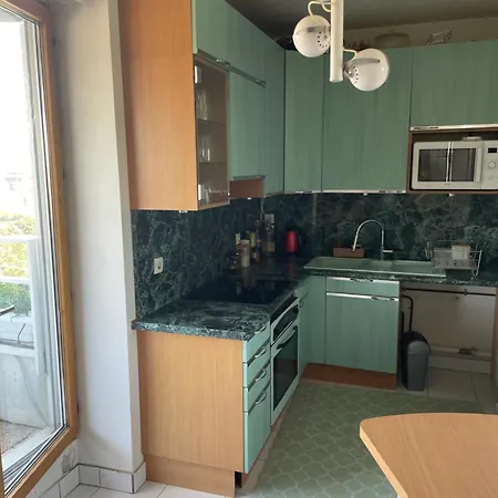 Trois Pieces Sur Parc De La Terrasse Et Vues Apartmán